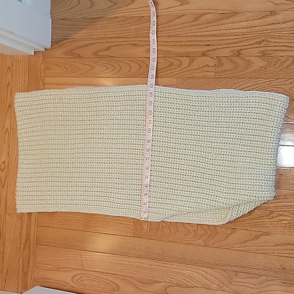 J.Crew Metallic Thread Chunky Infinity Scarf - Picture 14 of 17